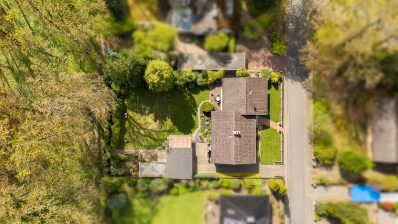 Embsen Waldrandlage & TOP gepflegt, ca. 220 qm Wohn-/Nutzfläche, 2 Wohneinheiten oder als Einfamilienhaus ! Haus kaufen