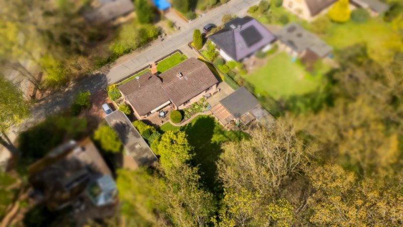 Embsen Waldrandlage & TOP gepflegt, ca. 220 qm Wohn-/Nutzfläche, 2 Wohneinheiten oder als Einfamilienhaus ! Haus kaufen