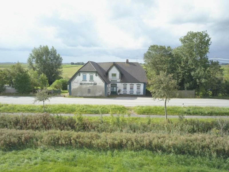 Drage (Kreis Nordfriesland) Großes Anwesen mit viel Platz und Teich in Drage Haus kaufen