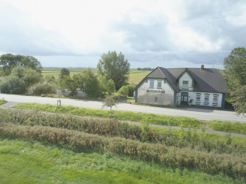 Drage (Kreis Nordfriesland) Großes Anwesen mit viel Platz und Teich in Drage Haus kaufen