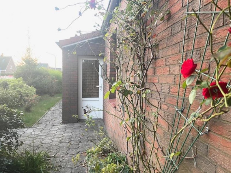 Schortens Barrierefreier Bungalow mit Traumgarten Haus kaufen