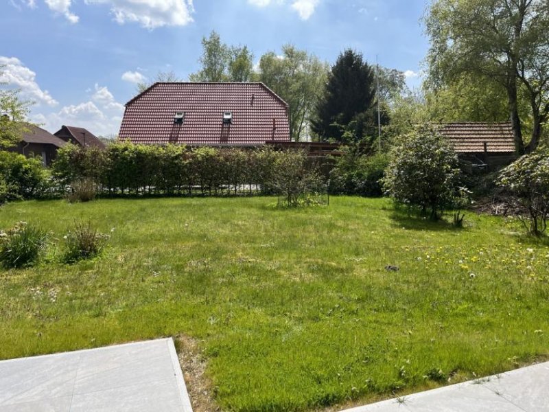 Friedeburg Haus mit Einbauküche, Sonnengarten und Garage! Gewerbe kaufen