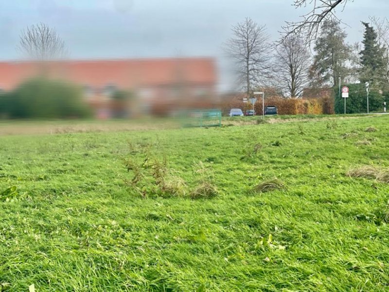 Schweindorf Tolles Baugrundstück mit freiem Blick in Felder Grundstück kaufen