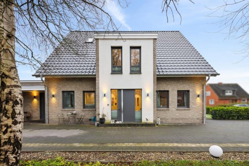 Leer (Ostfriesland) Reserviert! Ihr neues Traumhaus – modernes Wohnen in stilvollem Ambiente Haus kaufen