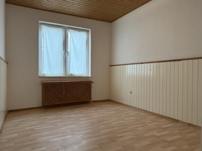 Moormerland * Einfamilienhaus mit Einliegerwohnung * Fenster nahezu alle NEU * Schöne Raumaufteilung * Haus kaufen