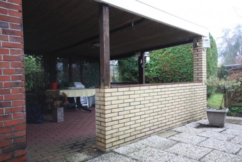 Weener * Einfamilienhaus in Weener * Überdachte Terrasse * Carport * Garage * Haus kaufen