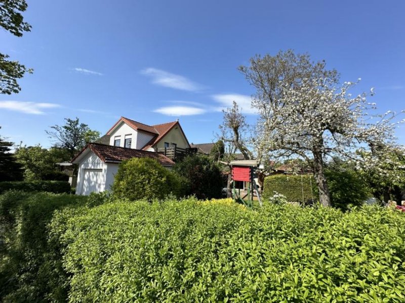 Langen (Landkreis Cuxhaven) Ein-/ Zweifamilienhaus in ruhiger und dennoch zentraler Lage von Langen Haus kaufen