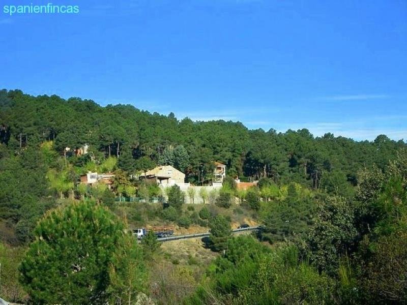 San Martín de Valdeiglesias PROVISIONSFREI PREISSENKUNG Spanien Madrid freistehende Villa Finca: 200qm, Schlafzimmer: 6, Bäder, Schwimmbecken, Grund: Haus