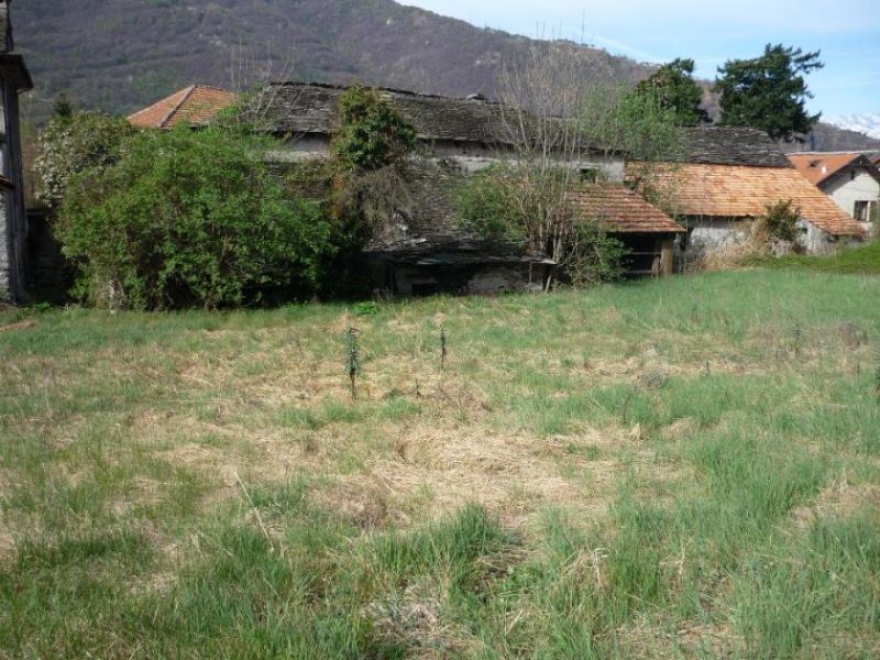 Candoglia Großzügiges zu renovierendes Anwesen in Candoglia Nahe Lago di Mergozzo Haus kaufen