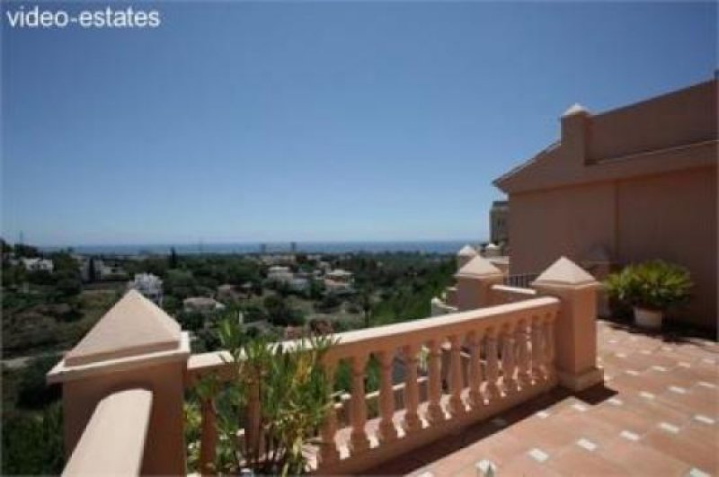 Elviria Doppelhaushälfte in Elviria mit Meerblick Haus kaufen