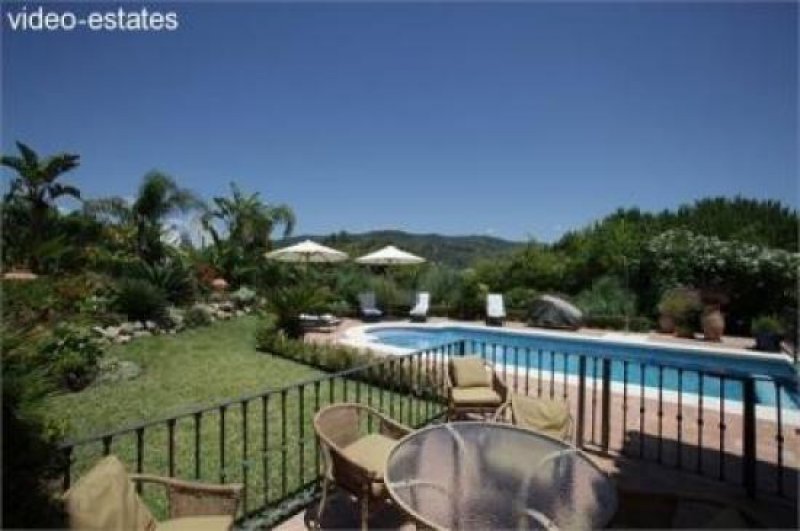 Elviria Doppelhaushälfte in Elviria mit Meerblick Haus kaufen