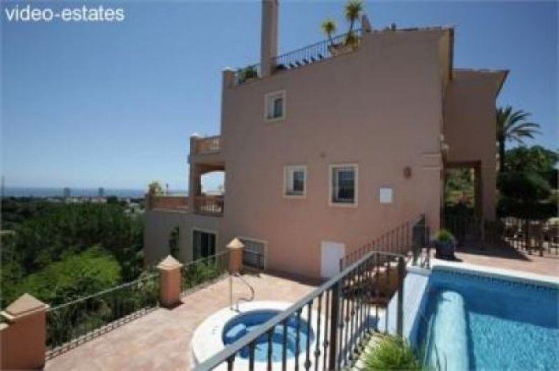 Elviria Doppelhaushälfte in Elviria mit Meerblick Haus kaufen