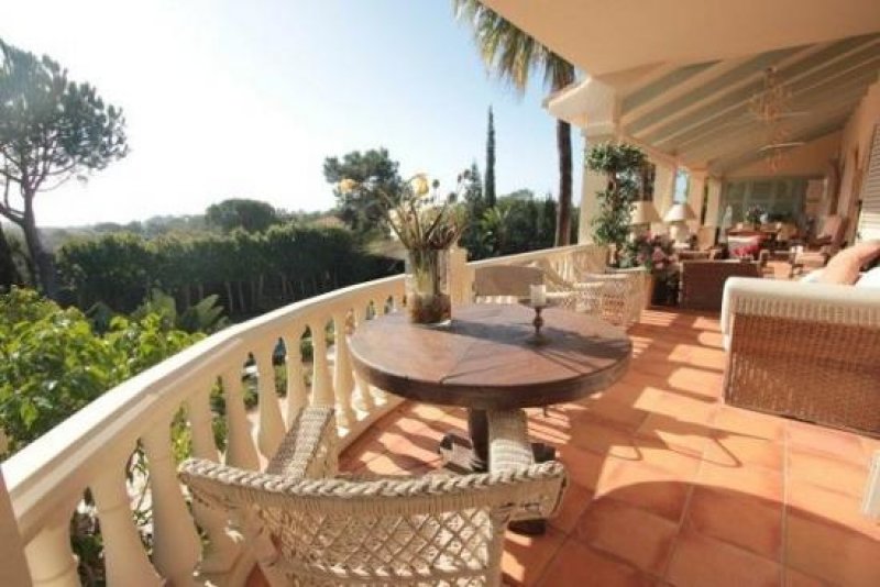 Hacienda las Chapas Villa mit Meerblick und herrlichem Garten Haus kaufen