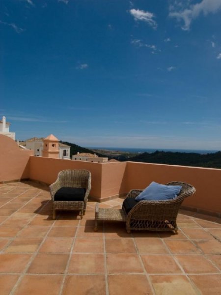 Marbella Exklusive Townhouses in ruhiger Golflage mit Blick auf das Meer und die Berge Haus kaufen