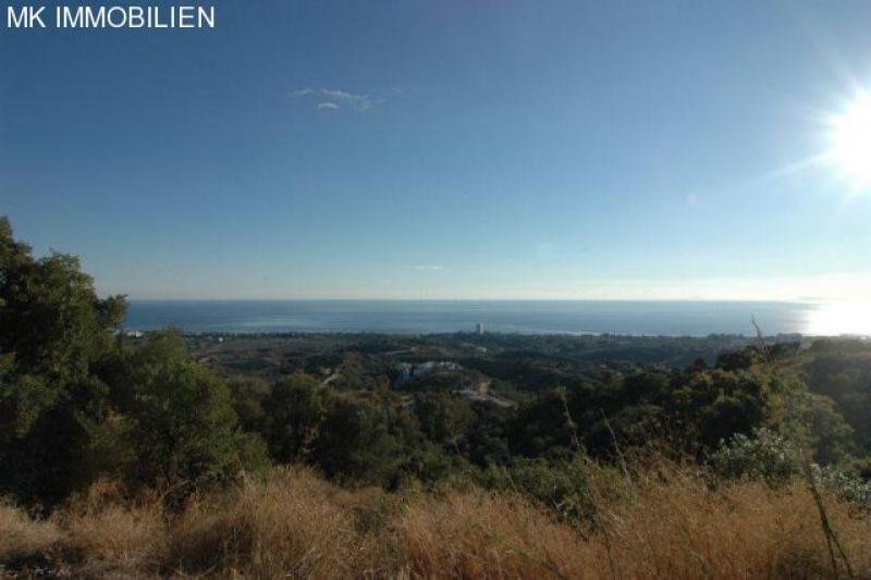 MARBELLA Grundstück mit Meerblick in der Urbanization Los Monteros Alto Grundstück kaufen