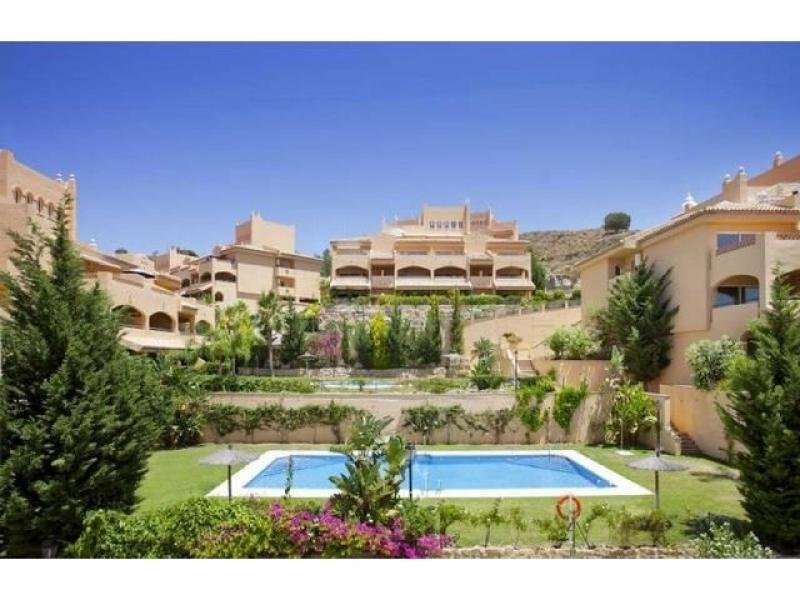 Marbella HDA-immo.eu: 2 Schlafzimmer Golf-Ferienwohnung in Marbella, Elviria, zu verkaufen. Wohnung kaufen