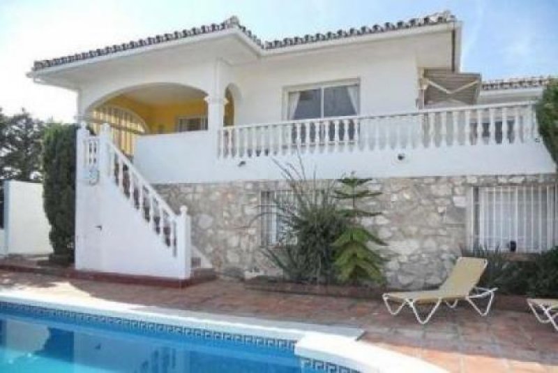 Fuengirola Villa oberhalb Fuengirolas mit Meerblick Haus kaufen