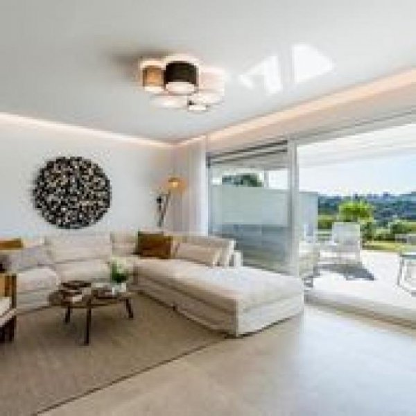 Mijas Neubau von 40 Luxusreihenhausvillen im La Cala Golf Resort Haus kaufen