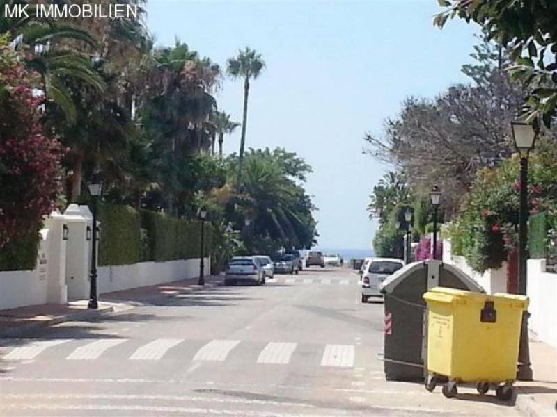 GUADALMINA BAJA Neubau nur 80 Meter vom Strand entfernt Haus kaufen