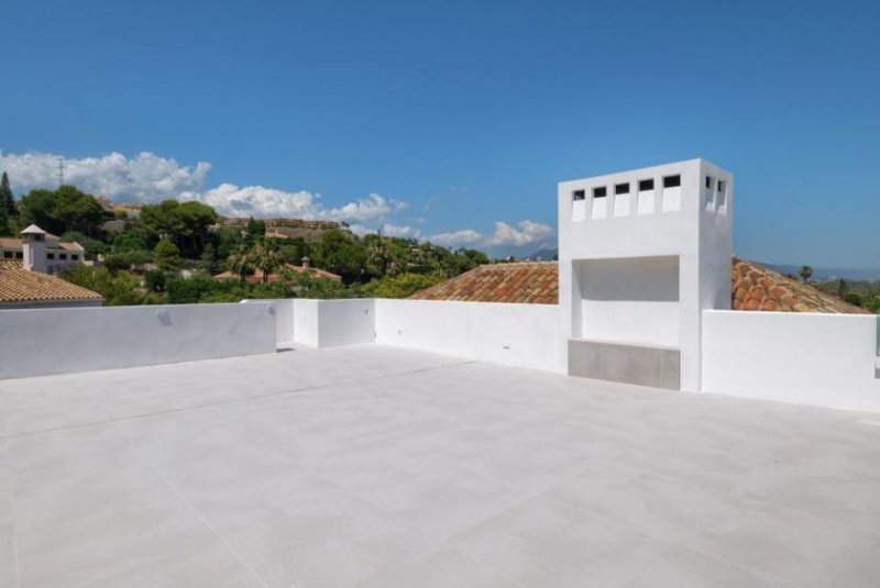 Benahavis Beziehen Sie jetzt Ihre schlüsselfertige Luxusvilla in Benahavis, El Paraiso Alto. Haus kaufen