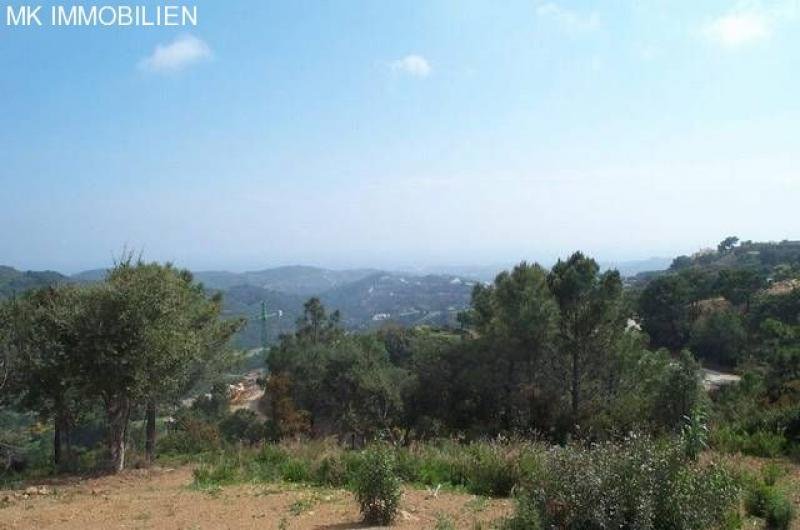 BENAHAVIS Grundstück mit Meer- und Berglick in der Urbanization Monte Major Grundstück kaufen