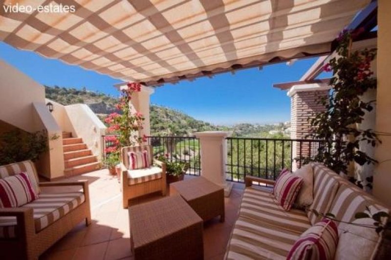 Benahavis Penthouse mit Golf und Meerblick - stark reduziert Wohnung kaufen