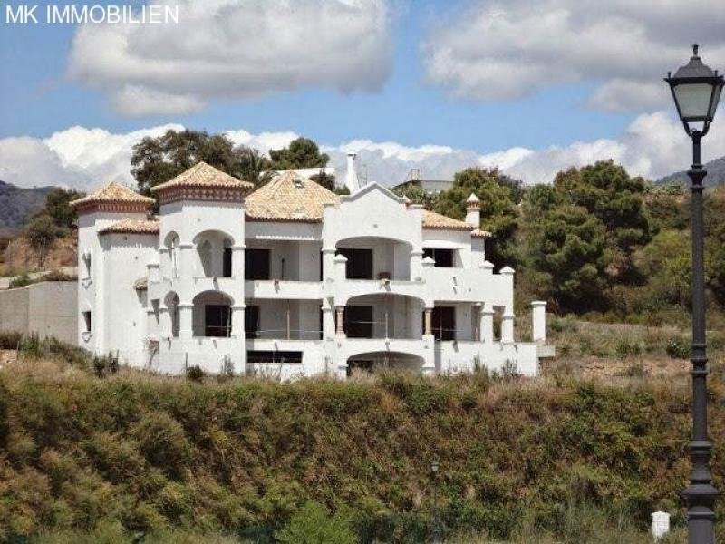 BENAHAVIS Villa im Rohbau mit Meerblick - Monte Major Golf & Country Club Haus kaufen