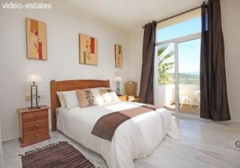 Estepona Golf Villa am Golfplatz mit Meerblick Haus kaufen