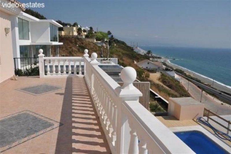 Punta Chullera Villa mit herrlichem Meerblick, 300 Meter vom Strand Haus kaufen