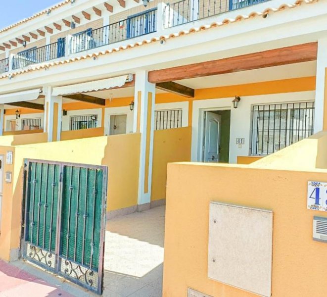 Dolores Reihenhaus mit privater Dachterrasse in Dolores (Murcia) Haus kaufen