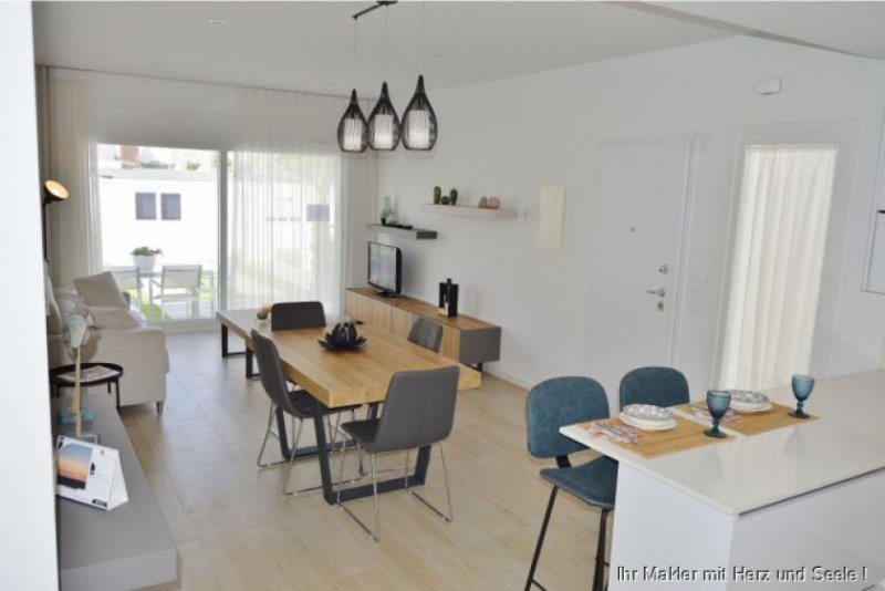 Avileses ***Reihenhäuser mit 3 Schlafzimmern, 2 Bädern, Dachterrasse und Privatpool*** Haus kaufen