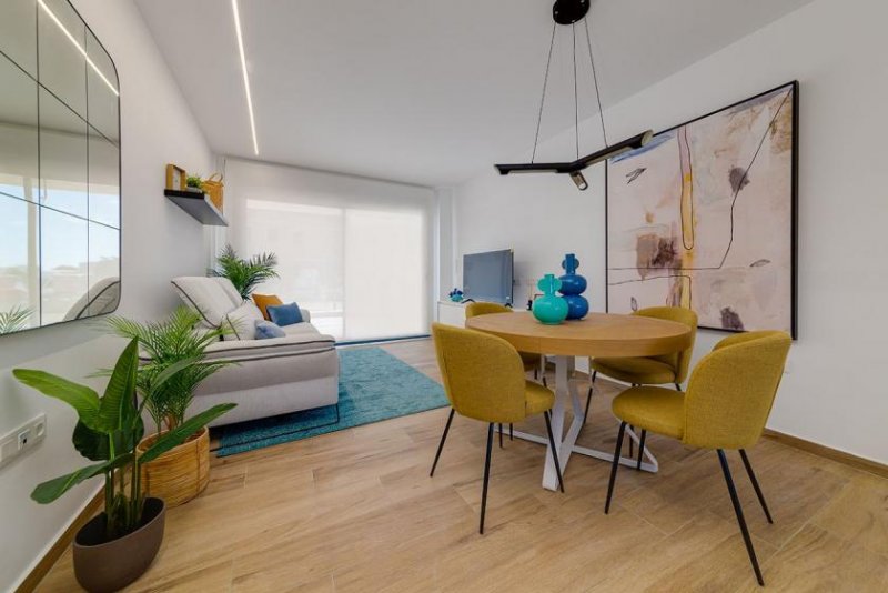 Los Alcázares Komfortable Penthouse-Wohnungen mit 2 Schlafzimmern, 2 Bädern, Tiefgaragenstellplatz und Gemeinschaftspool Nähe Roda Golf