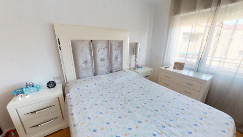 Santiago de la Ribera Günstiges Apartment in der zweiten Etage mit 3 Schlafzimmern Wohnung kaufen