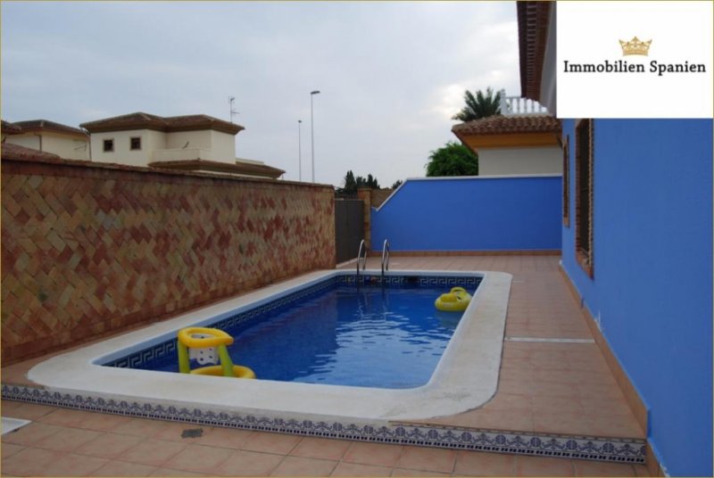 San Pedro del Pinatar Freistehende Villa in San Pedro del Pinatar mit Privatpool Haus kaufen