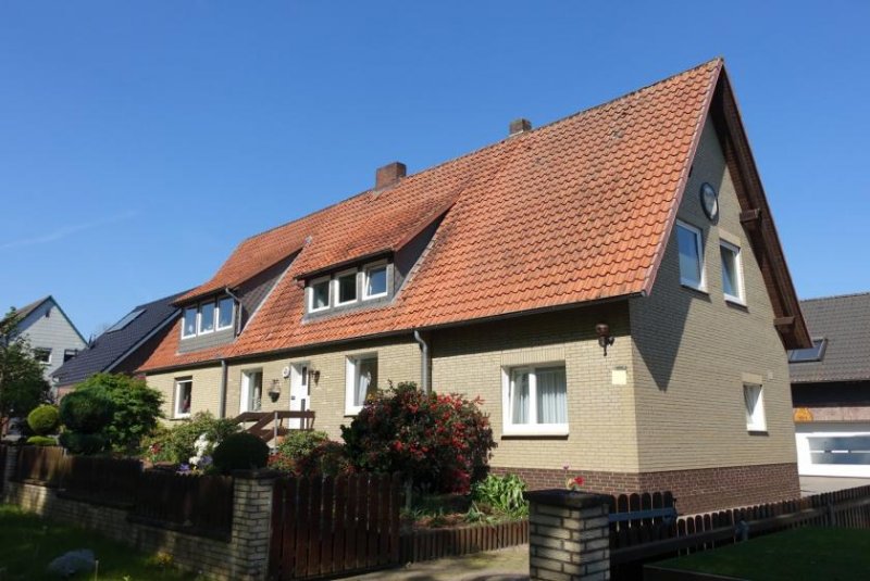 Wedemark Zweifamilienhaus mit vielen Möglichkeiten Haus kaufen