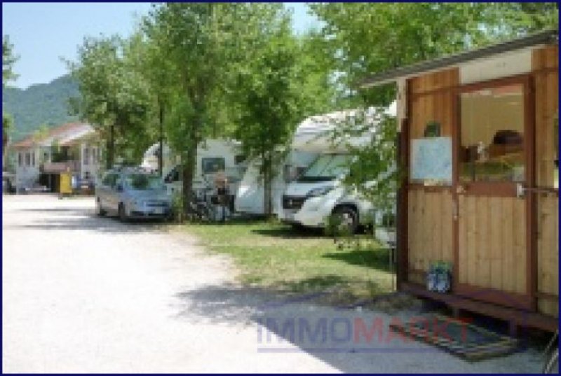 Banteln ***Idyllischer Campingplatz am Laghi di Revine*** Gewerbe kaufen