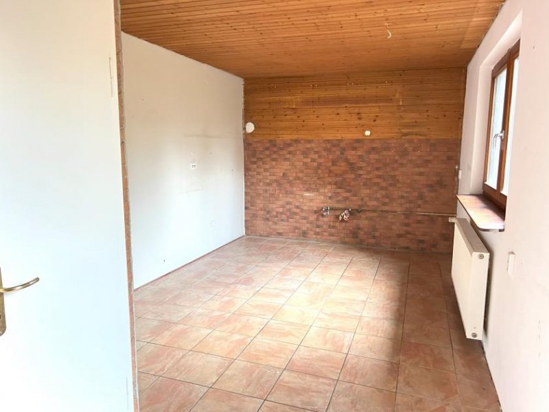 Dörentrup RESERVIERT: 2 Häuser zum Preis von einem! Mit Deele und 4 Wohnungen mit separaten Eingängen Gewerbe kaufen