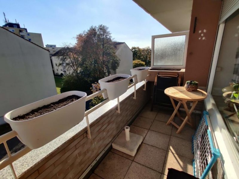 Bielefeld 2-Zimmer-Wohnung mit Balkon und Garage in Bielefeld-Brackwede Wohnung kaufen