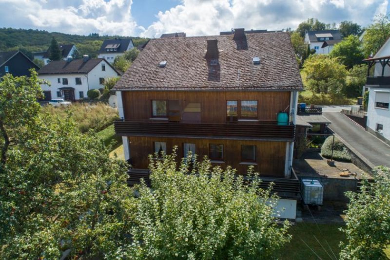 Bad Endbach ++ Mehrgenerationenhaus – mehr Platz und Balkone ++ Ortsmittelage Haus kaufen