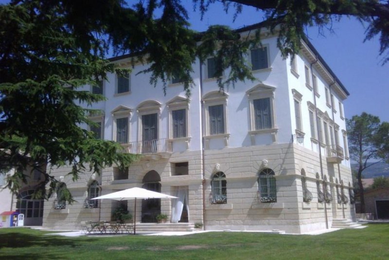 Marano di Valpolicella Historische Villa in Valpolicella zum Verkauf Haus kaufen