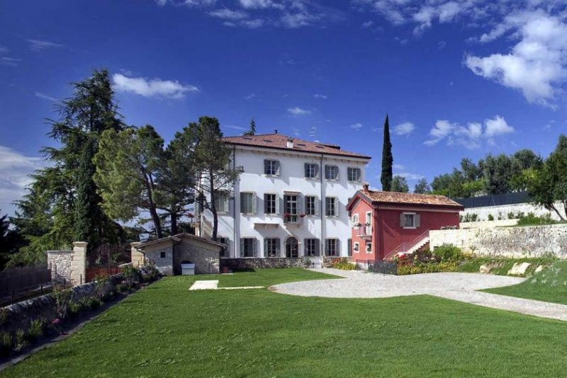 Marano di Valpolicella Historische Villa in Valpolicella zum Verkauf Haus kaufen