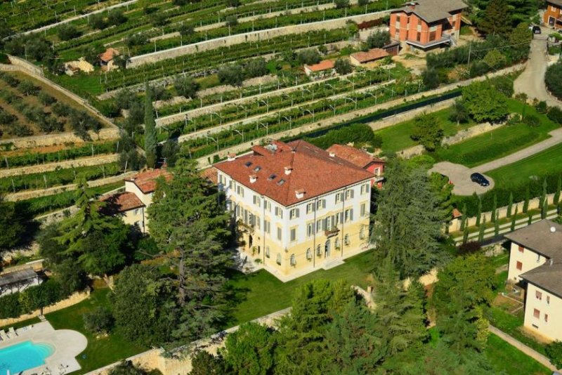 Marano di Valpolicella Historische Villa in Valpolicella zum Verkauf Haus kaufen