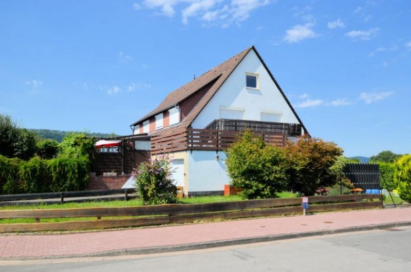 Holzminden Eigentumswohnung mit Balkon und Garage in stadtnaher, ruhiger Ortsrandlage Wohnung kaufen