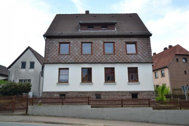 Eschershausen Mehrfamilienhaus mit 7 WE, Werkstattgebäude und 3 Garagen Haus kaufen