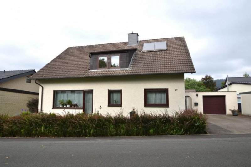 Bevern (Landkreis Holzminden) Zweifamilienhaus in 37639 Bevern Haus kaufen