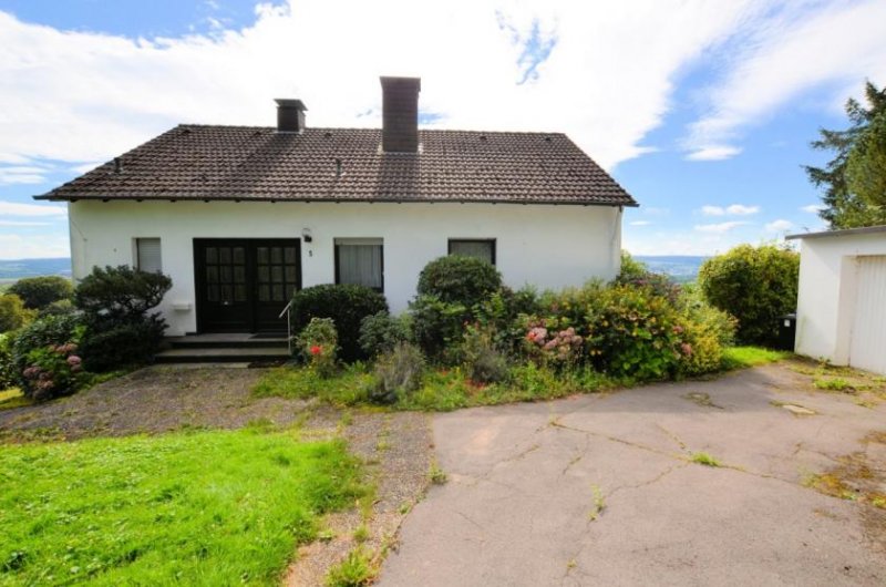 Höxter PREISREDUZIERUNG! 1-Familienwohnhaus mit Garage mit unverbauter Fernsicht - Stahle Ortsrandlage Haus kaufen