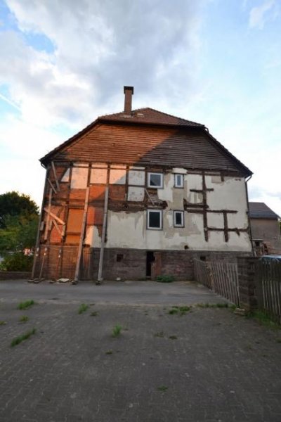 Derental Teilweise sanierungs-/ renovierungsbedürftiger Resthof mit Anbau und Garagen! Haus kaufen