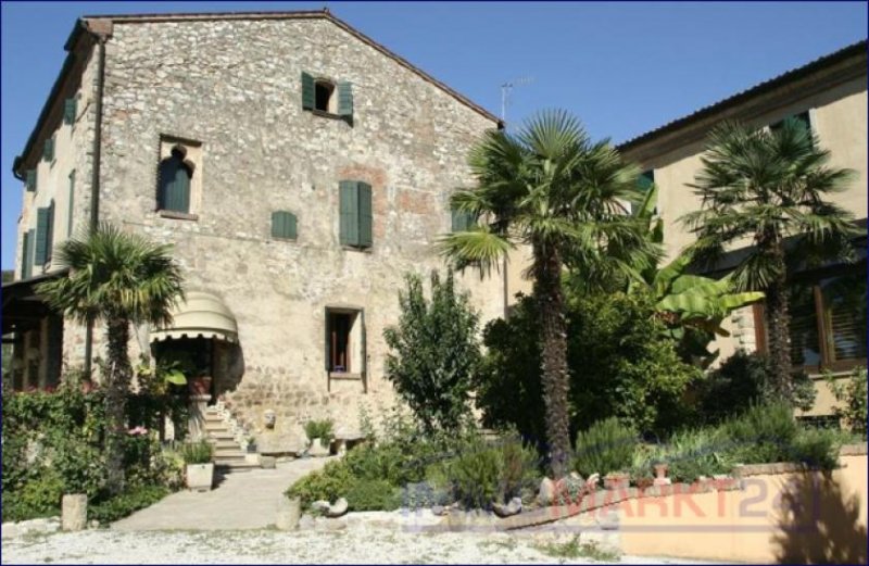 Faedo ***Schönes historisches Steinhaus, zur Zeit für touristische Zwecke genutzt, mit 5 Hektar Land*** Haus kaufen