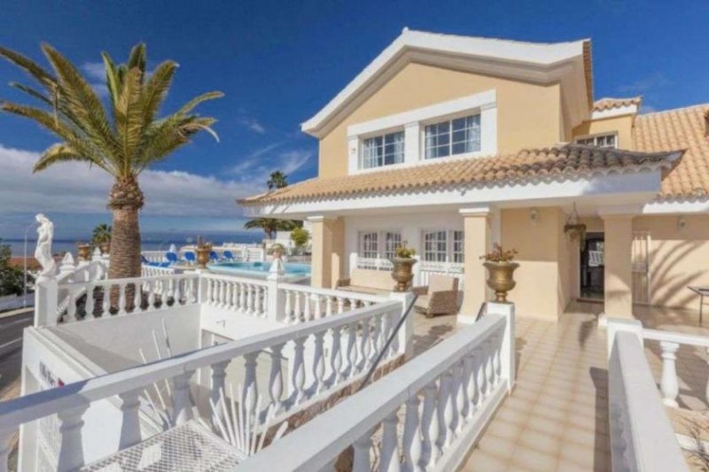 Costa Adeje TENERIFFA: ++ VILLA IN BESTER LAGE VON ADEJE! ++ TRAUMAUSSICHT UND TOP POOL !! ++ Haus kaufen