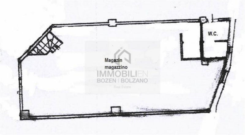 Bozen Geschäft mit Magazin in Bozen Süd zu verkaufen Gewerbe kaufen